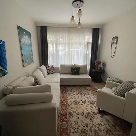 Cozy Place At Yeldegirmeni, Kadikoey Area * Istanbul